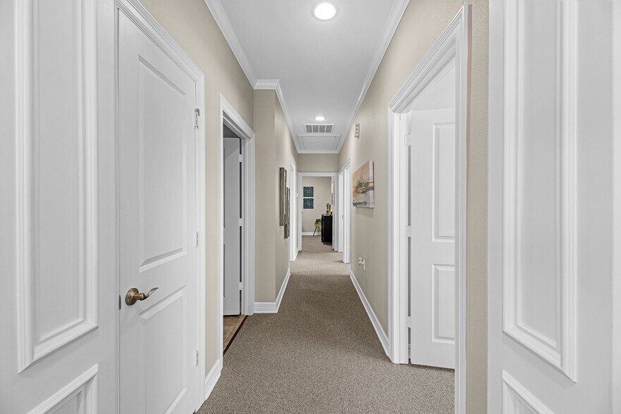 More Photos Of 2743 Smith Ranch Rd, Pearland Loft Creative Space For Sale