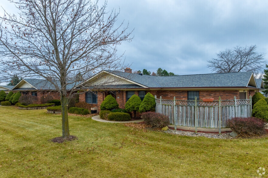 More Photos Of 1565 N Hickory Rd, Owosso Apartments For Sale