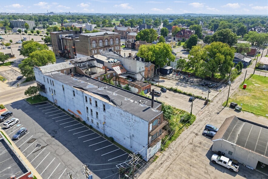 More Photos Of 34 S Main St, Middletown Storefront Retail Office For Sale