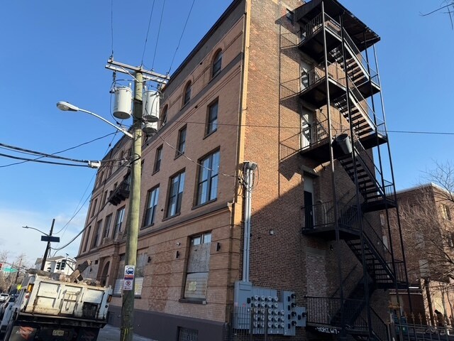 More Photos Of 536-540 Central Ave, Newark Apartments For Lease