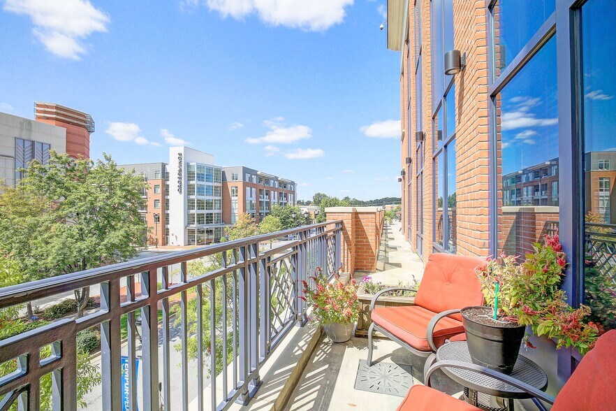 More Photos Of 1906 Towne Centre Blvd, Annapolis Office For Sale