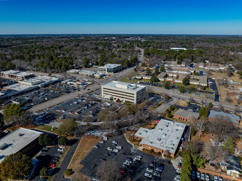 More Photos Of 5000 Falls of Neuse Rd, Raleigh Office For Lease
