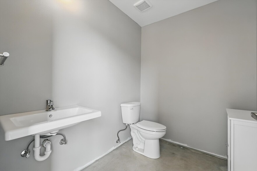 More Photos Of 1301 Vetch RD, Ferris Land For Sale