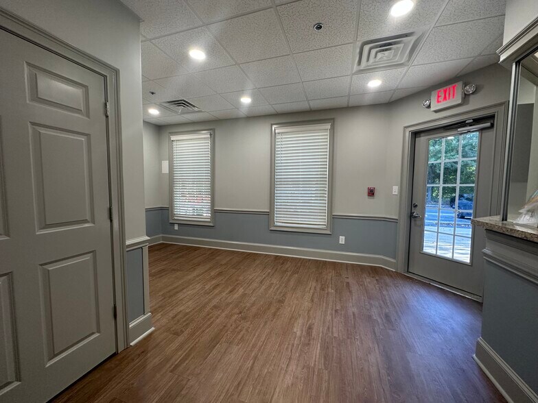 More Photos Of 1500 Oglethorpe Ave, Athens Medical For Sale