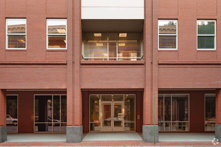 More Photos Of 111 Virginia St, Richmond Office For Lease