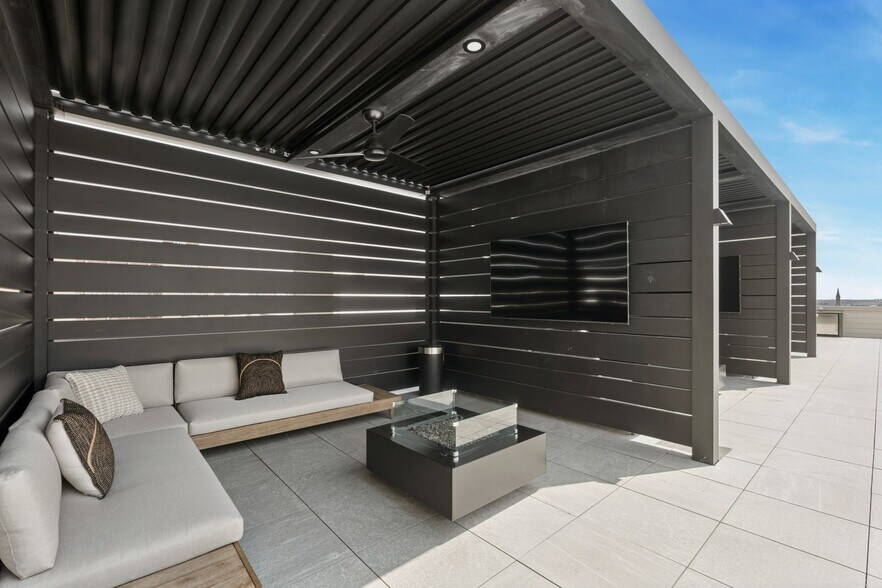 More Photos Of 922 N Broad St, Philadelphia Apartments For Lease