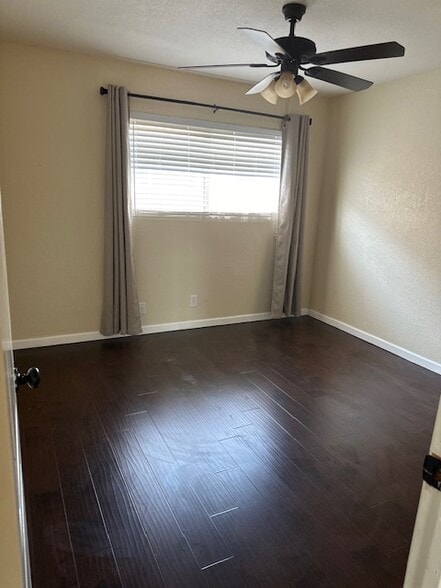 More Photos Of 155 E G St, Brawley Apartments For Sale
