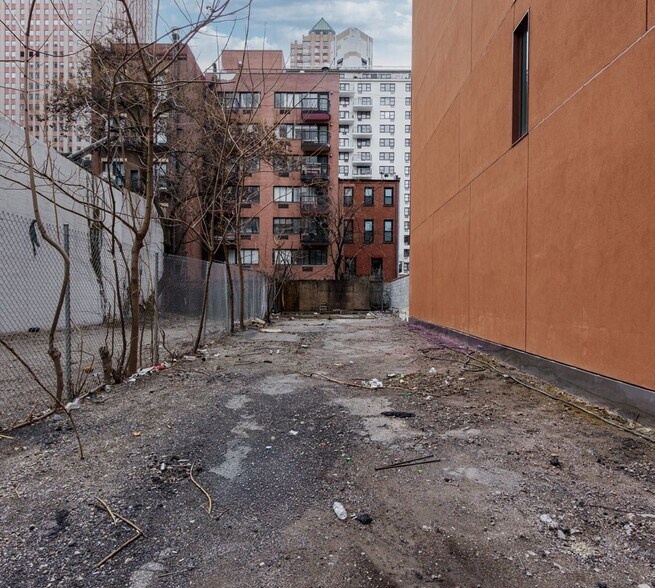 Primary Photo Of 352 W 52nd St, New York Land For Sale