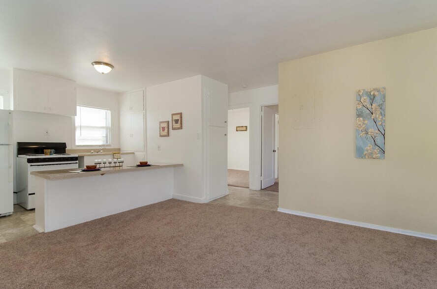 More Photos Of 1109 N Scott Ave, Belton Apartments For Sale