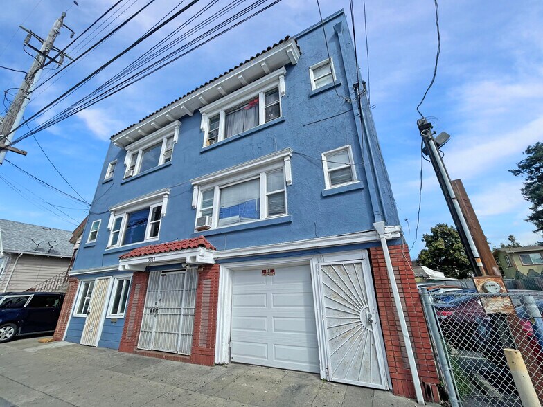 More Photos Of 3314 Farnam St, Oakland Apartments For Sale