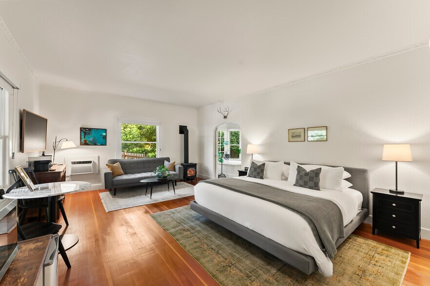 More Photos Of 14202 S State Highway 49, Amador City Hotel For Sale