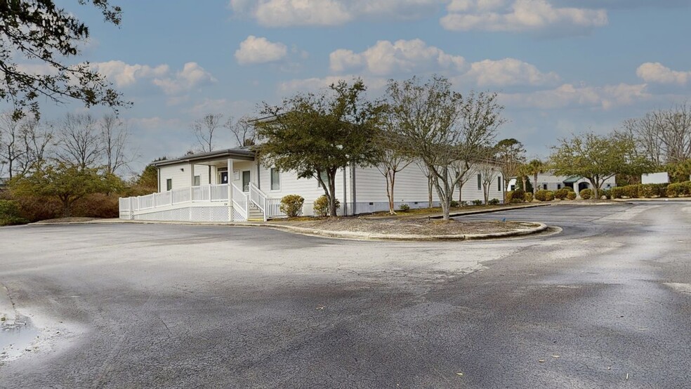 Primary Photo Of 204 Smith Ave, Shallotte Medical For Lease