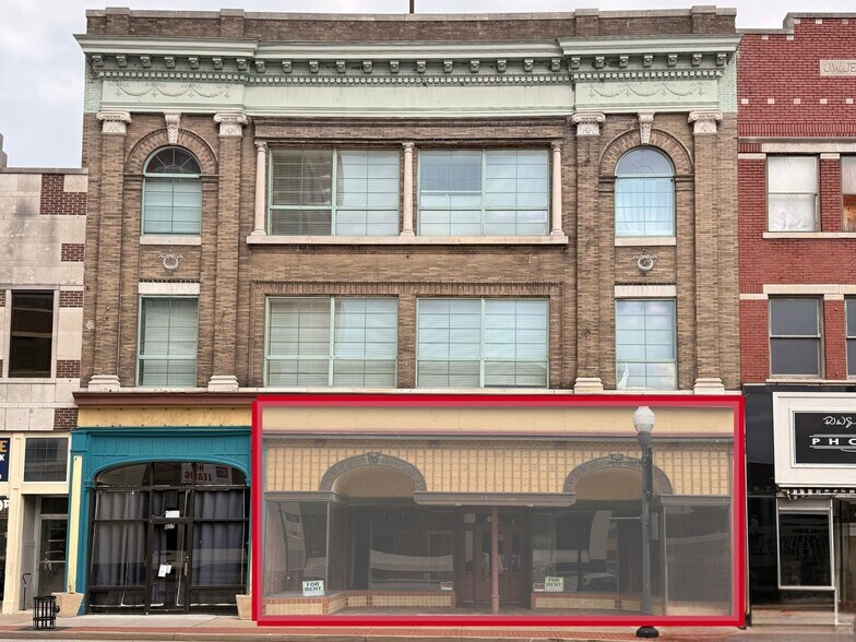 More Photos Of 405-409 S Main St, Joplin Apartments For Lease