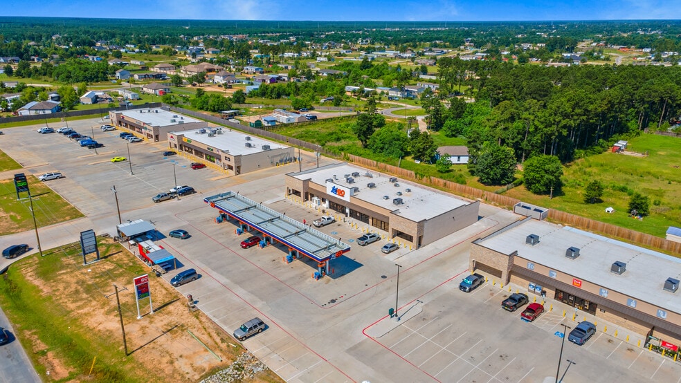 More Photos Of 1075 CR 5270, Cleveland General Retail For Lease