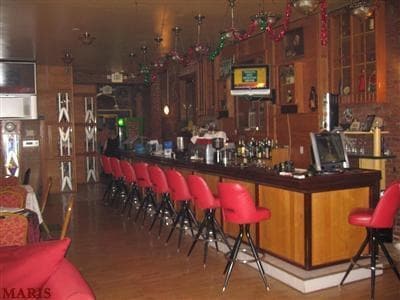 More Photos Of 4247 S Kingshighway Blvd, Saint Louis Bar For Lease