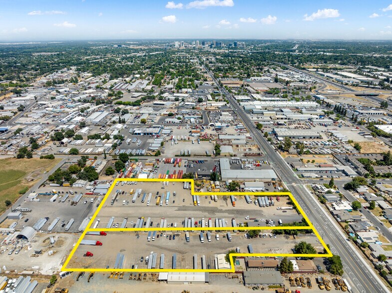 More Photos Of 3440-3480 W Capitol Ave, West Sacramento Truck Terminal For Lease