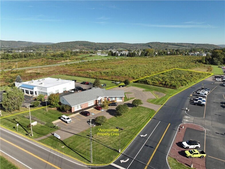 More Photos Of 226 Colonial Dr, Horseheads Office For Sale