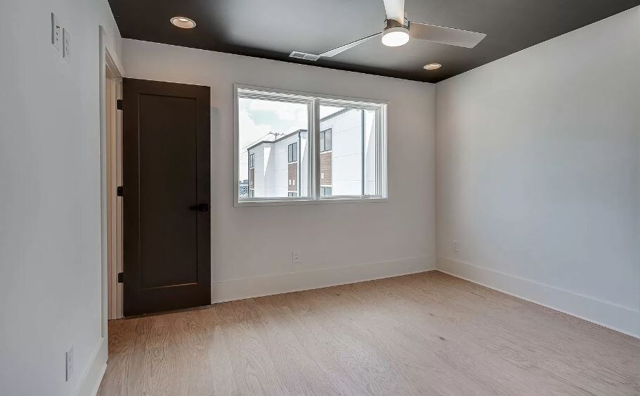 More Photos Of 3216 Charlotte Rd, Nashville Office For Lease