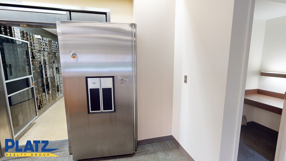 More Photos Of 3667 Starrs Centre Dr, Canfield Bank For Lease