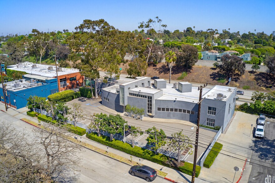 More Photos Of 1500 Olympic Blvd, Santa Monica Loft Creative Space For Sale