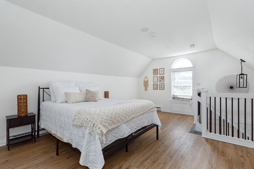 More Photos Of 48 Columbia St, Poughkeepsie Apartments For Sale