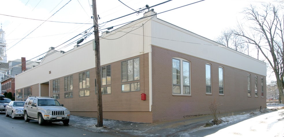 More Photos Of 26 Essex St, Andover Loft Creative Space For Lease