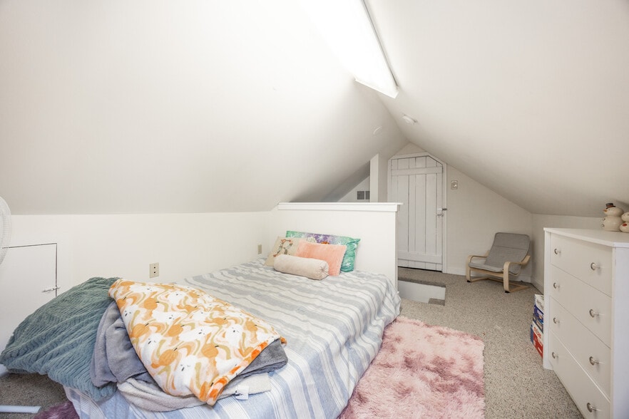 More Photos Of 109 Gravel Pike, Collegeville Office Residential For Sale