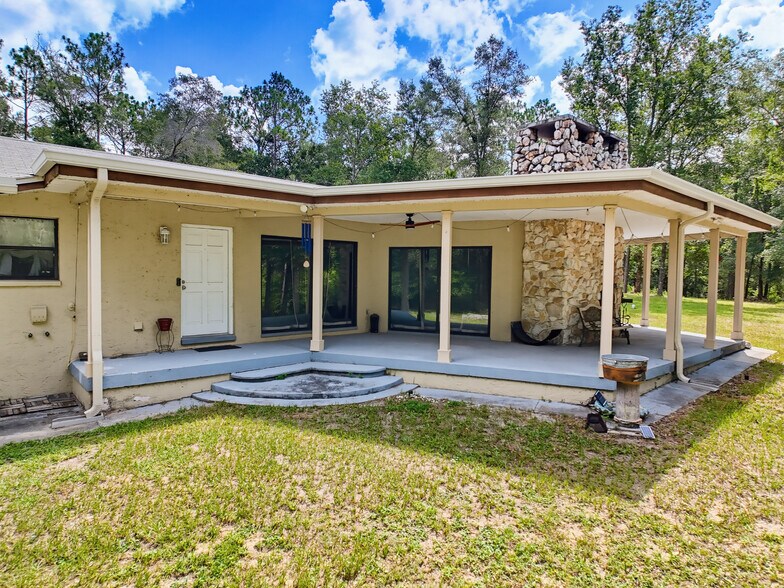 More Photos Of 26311 Willow St, Brooksville Specialty For Sale