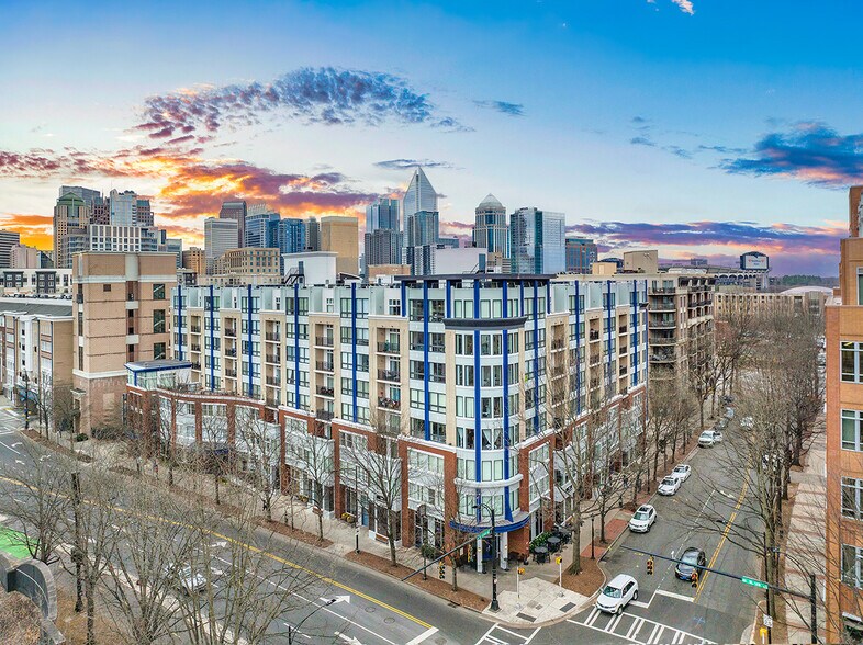 More Photos Of 120 N Cedar St, Charlotte Apartments For Lease