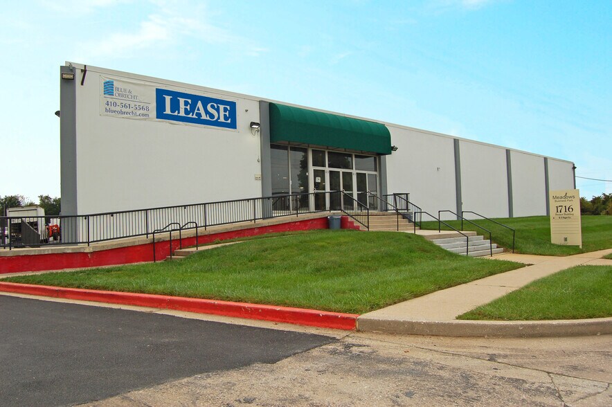 More Photos Of 1716 Whitehead Rd, Woodlawn Warehouse For Lease