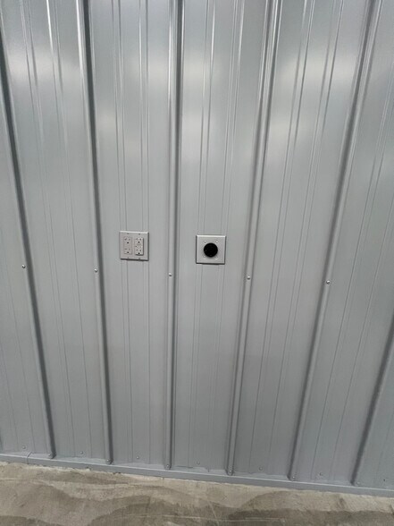 More Photos Of 8932 Moeller Dr, Harbor Springs Specialty For Sale