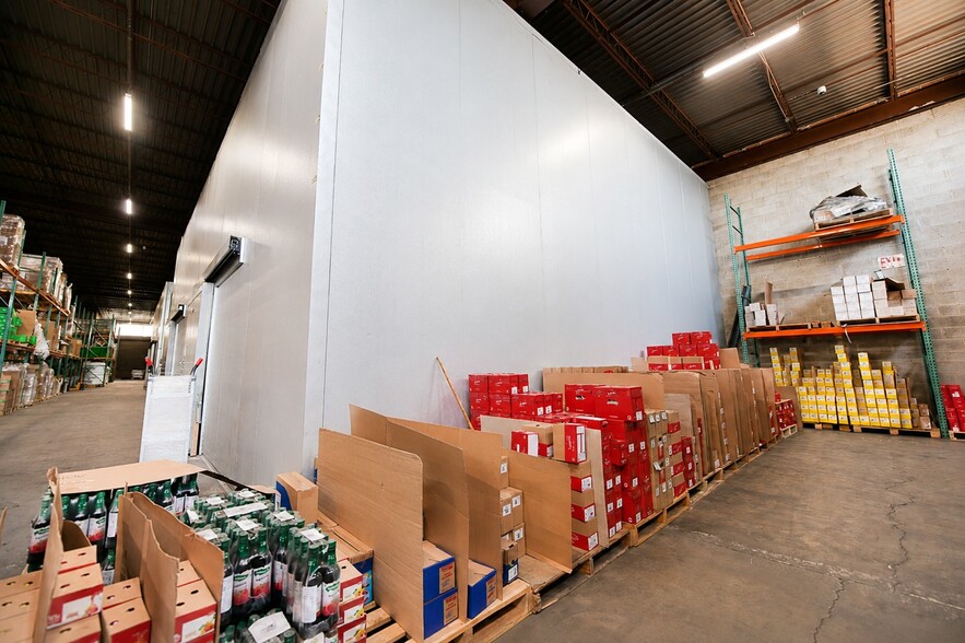 More Photos Of 585 Meserole St, Brooklyn Warehouse For Sale