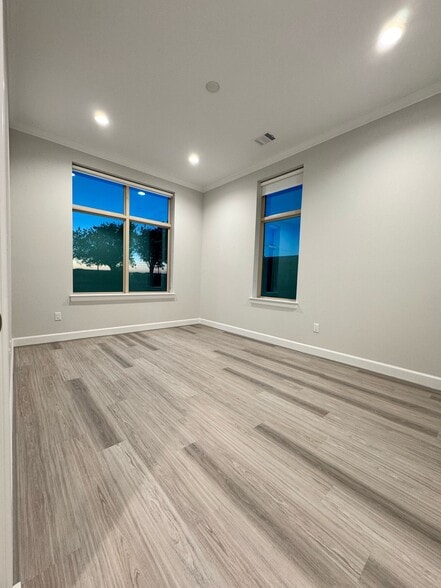 More Photos Of 7700 Preston Rd, Frisco Medical For Lease