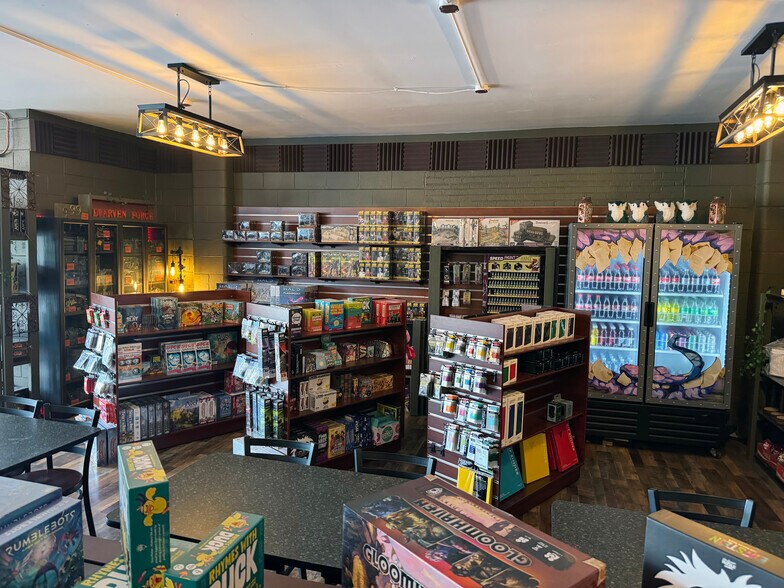 More Photos Of 1354 S Shelby St, Indianapolis Storefront Retail Residential For Sale