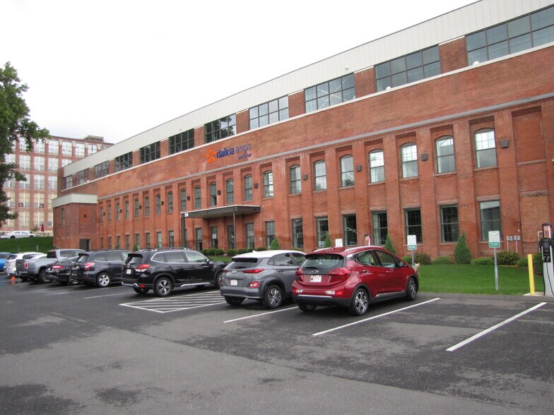 More Photos Of 55 Jackson St, Holyoke Manufacturing For Lease