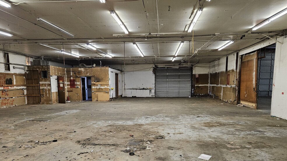 More Photos Of , Kelso Unknown For Sale