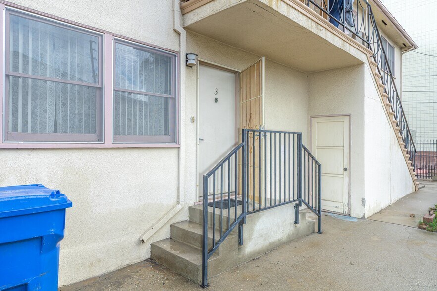 More Photos Of 1814-1820 Sawtelle Blvd, Los Angeles Flex For Sale