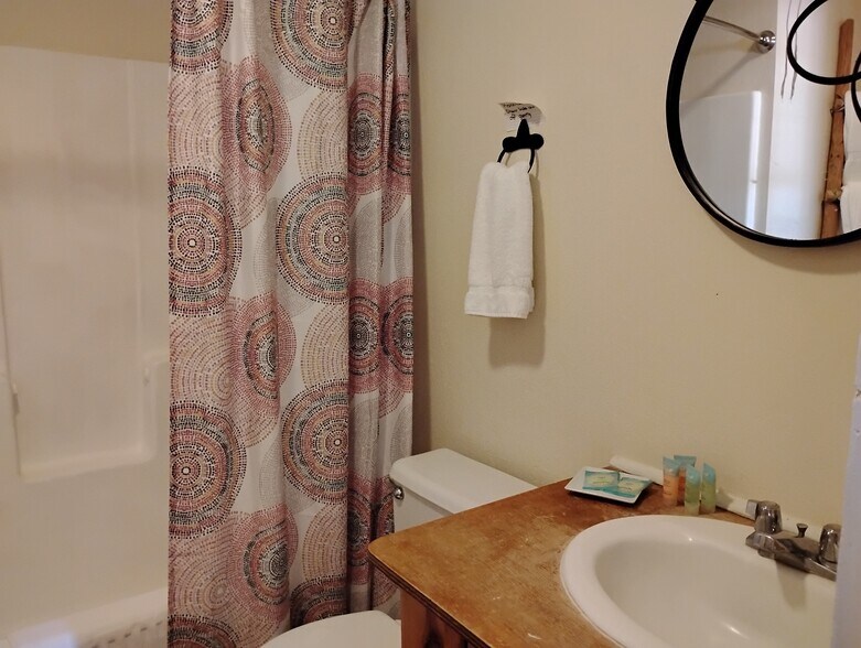 More Photos Of 111 N State St, Fort Davis Hotel For Sale