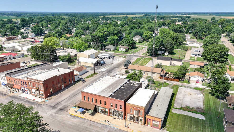 Primary Photo Of 223 N Pearl St, Waverly Restaurant For Sale