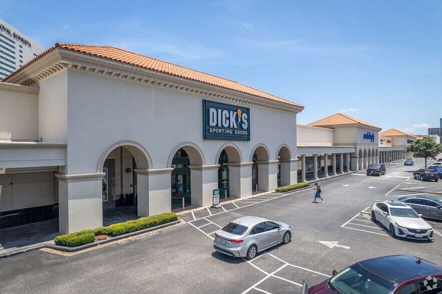 More Photos Of 2019-2521 Post Oak Blvd, Houston Unknown For Lease