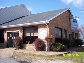 More Photos Of 1007 N King St, Hampton Storefront Retail Office For Lease