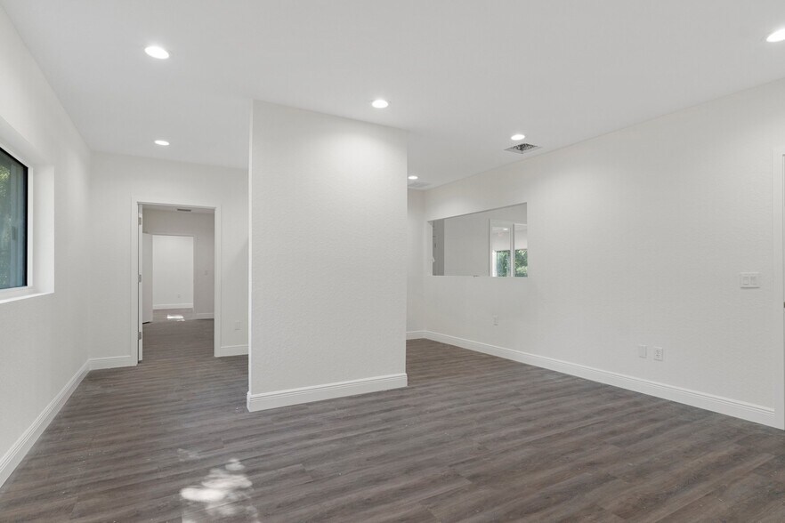 More Photos Of 2519 Highway 44 W, Inverness Office For Sale