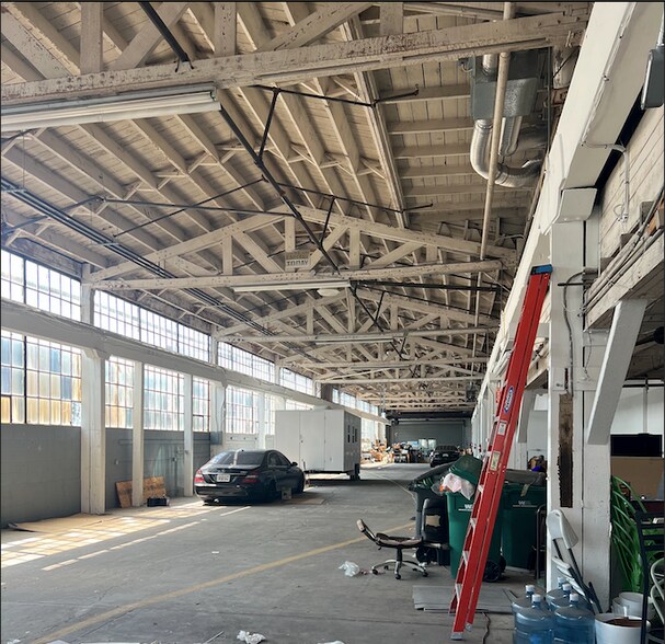 More Photos Of 5749 Horton St, Emeryville General Retail For Lease