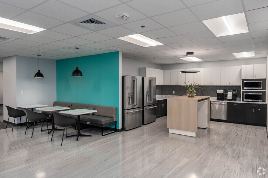 More Photos Of 849 Fairmount Ave, Towson Coworking Space