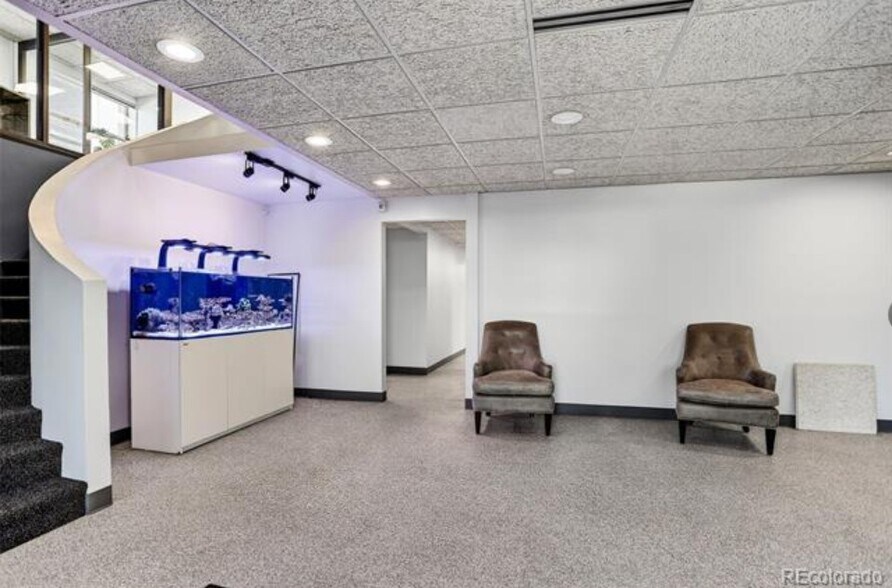 More Photos Of 2700 S Shoshone St, Englewood Light Distribution For Sale