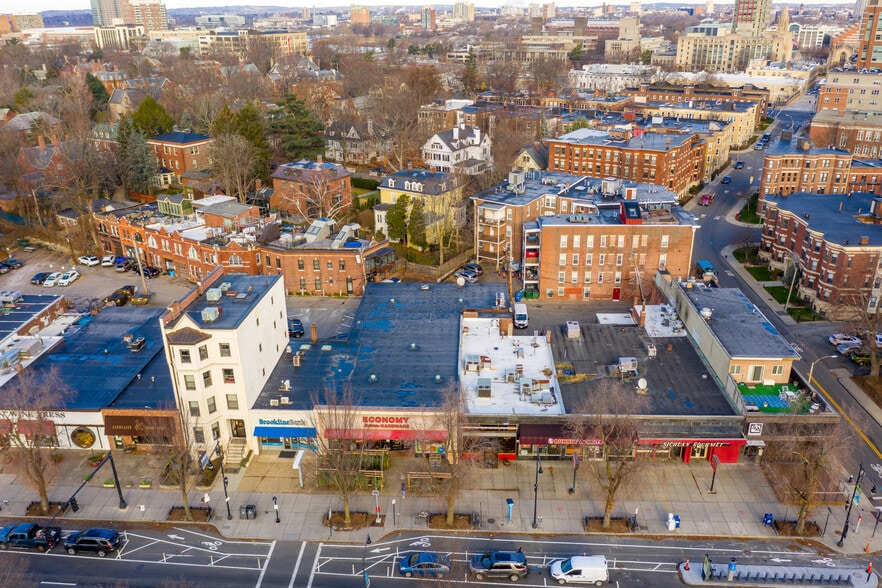 More Photos Of 1004-1016 Beacon St, Brookline Restaurant For Lease