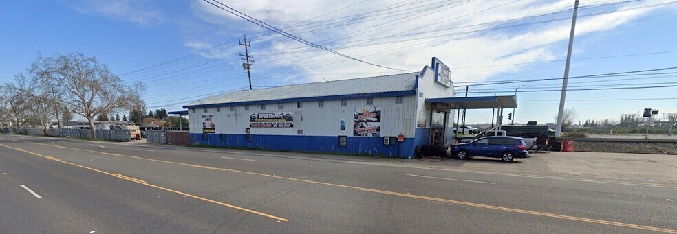 More Photos Of 8354 Folsom Blvd, Sacramento Warehouse For Sale