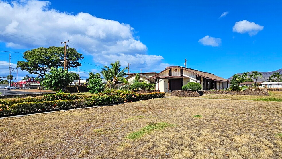 More Photos Of 85-762 Old Government Rd, Waianae Religious Facility For Sale