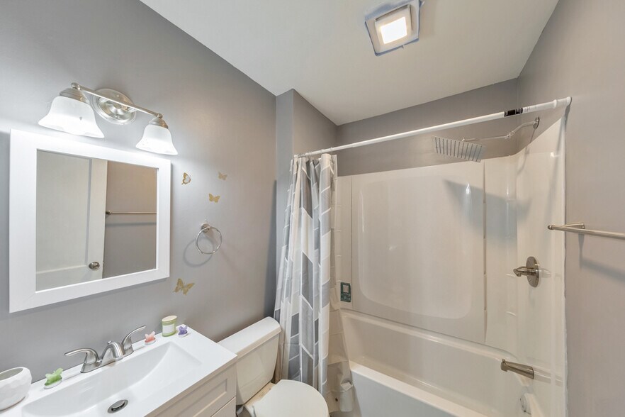 More Photos Of 610 Armstrong St SE, Marietta Multifamily For Sale