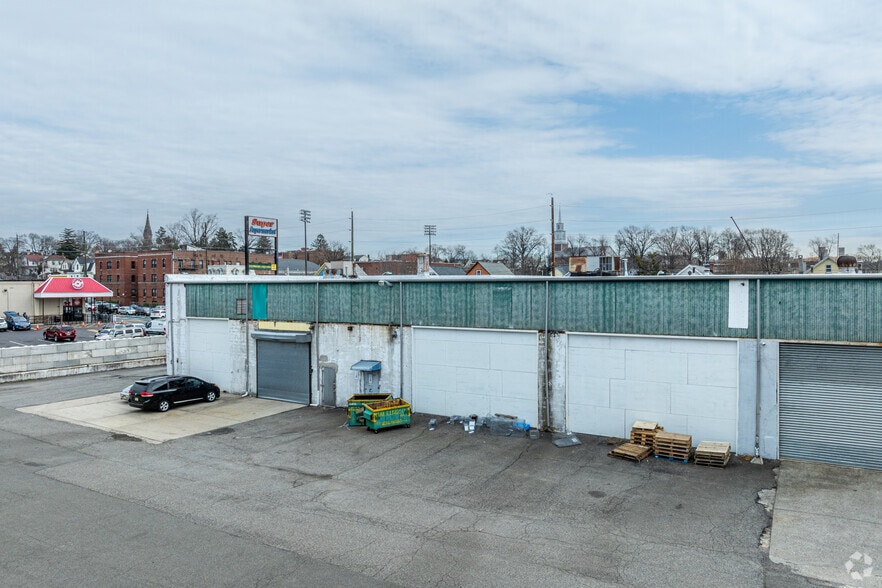 More Photos Of 55 S Jefferson St, Orange Warehouse For Sale